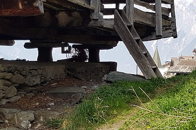 petit escalier pour monter sur la galerie